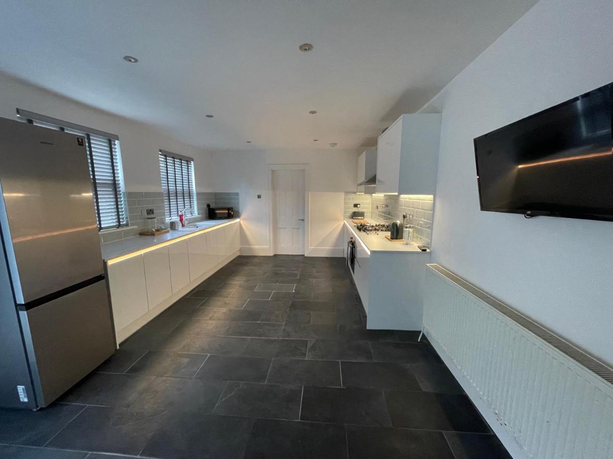 Modern Luxury 3 Bed House Villa Plymouth Exterior photo